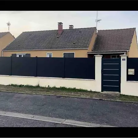 Maison Dans Pavillonnaire Paisible Hébergement de vacances *